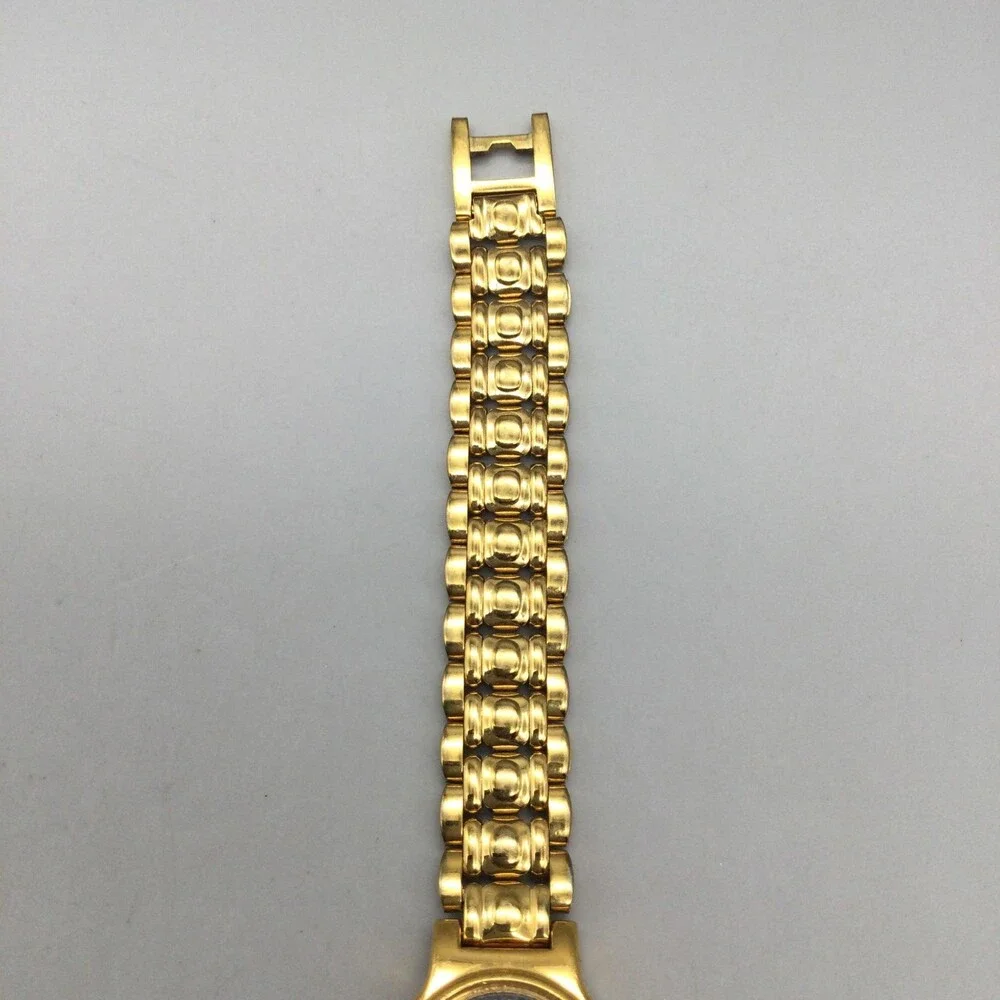 Vintage Seiko Womens Watch 18mm Black Dial Gold Tone V401-0518 New Battery 6.25